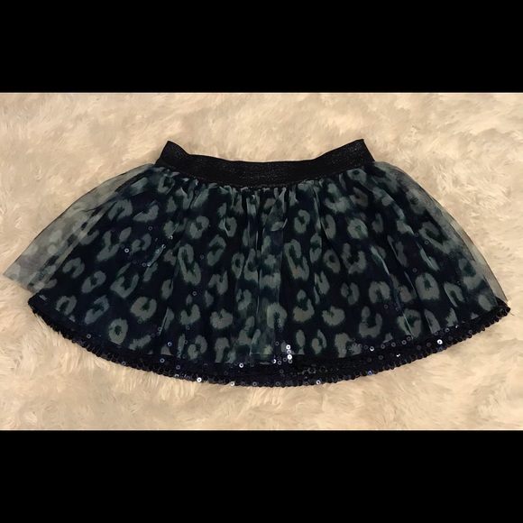 Justice skirt - Picture 1 of 3